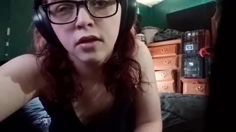 Snapshot of mimi142 chatting on 04/02/26, 05:21 mimi142 online show from 04/02/26, 05:21