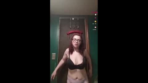 Snapshot of mimi142 chatting on 04/18/26, 04:55 mimi142 online show from 04/18/26, 04:55