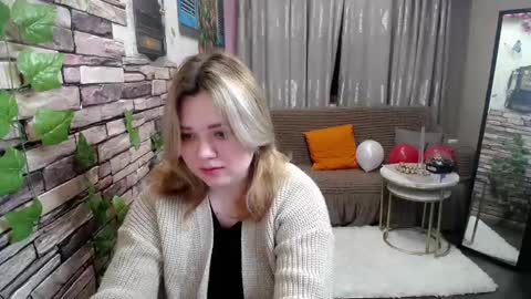 mimimishel_69 online show from 02/12/25, 01:27