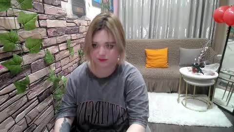 mimimishel_69 online show from 02/17/25, 03:47