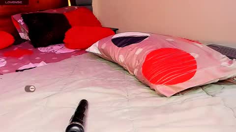 mimirodriguezz online show from 03/03/25, 10:10