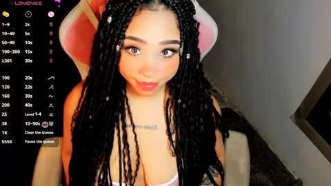 mimirodriguezz online show from 03/11/25, 12:44