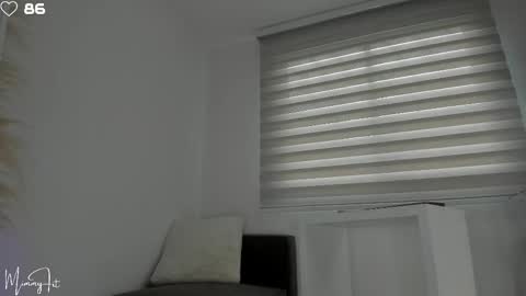 mimmyfit1 online show from 02/21/25, 08:16