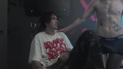 Snapshot of min1pekka chatting on 09/22/25, 03:47 Max online show from 09/22/25, 03:47