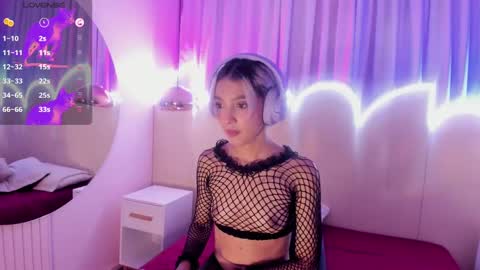 Minji online show from 03/06/25, 03:56