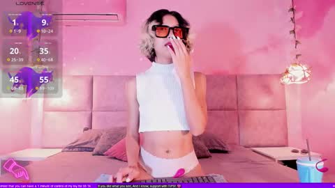 Minji online show from 09/29/25, 06:35
