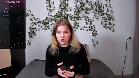 hi Im Mina  online show from 02/25/25, 01:41