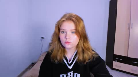 hi Im Mina  online show from 11/11/25, 02:11