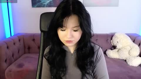 Snapshot of mina_yoon chatting on 10/08/25, 11:08 Mina online show from 10/08/25, 11:08