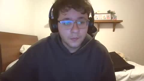 Snapshot of minaishot chatting on 12/18/25, 05:13 BigMina online show from 12/18/25, 05:13