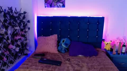 minami_nakamura online show from 03/06/25, 09:42