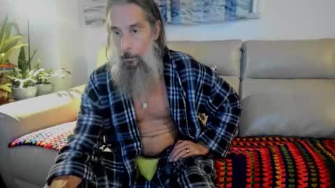 Snapshot of mindphuk chatting on 11/23/25, 11:59 mindphuk online show from 11/23/25, 11:59