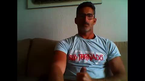 Snapshot of mindthestep chatting on 02/18/25, 03:10 MIND online show from 02/18/25, 03:10