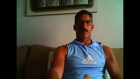 Snapshot of mindthestep chatting on 02/19/25, 02:55 MIND online show from 02/19/25, 02:55