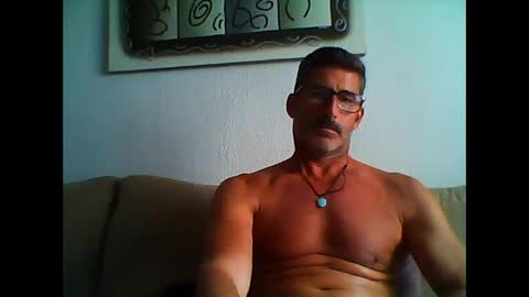 Snapshot of mindthestep chatting on 02/21/25, 02:16 MIND online show from 02/21/25, 02:16