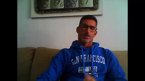 Snapshot of mindthestep chatting on 11/19/25, 03:12 MIND online show from 11/19/25, 03:12