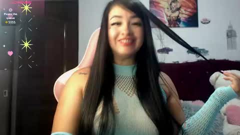 Snapshot of mindy_james chatting on 07/18/26, 05:50 Mindy online show from 07/18/26, 05:50