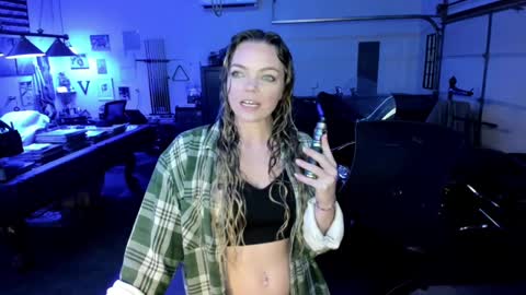 Snapshot of mindymars chatting on 02/28/25, 04:20 Mindy Mars online show from 02/28/25, 04:20