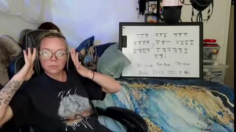 Snapshot of mindymars chatting on 09/10/25, 03:45 Mindy Mars online show from 09/10/25, 03:45
