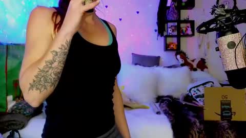 Mindy Mars online show from 12/22/25, 04:48