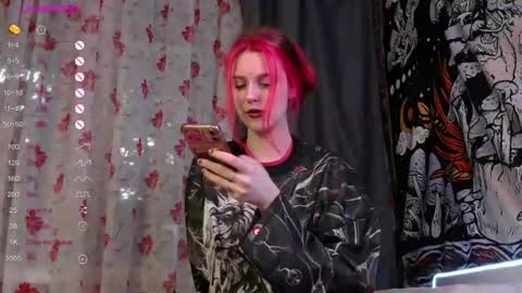 Snapshot of mine_doll chatting on 06/14/26, 07:49 Anny online show from 06/14/26, 07:49