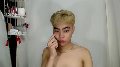 Snapshot of mingkla_man chatting on 04/14/26, 02:17 mingkla_man online show from 04/14/26, 02:17