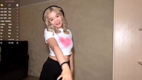 Kate online show from 10/11/25, 06:45