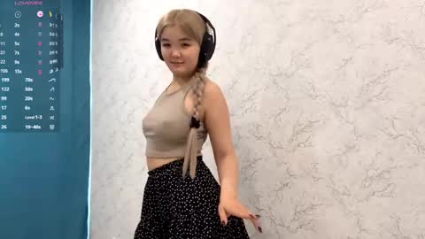 Kate online show from 10/25/25, 05:15