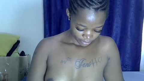 Snapshot of mini_charm chatting on 06/24/26, 08:02 VERONICA MUTAMBI online show from 06/24/26, 08:02