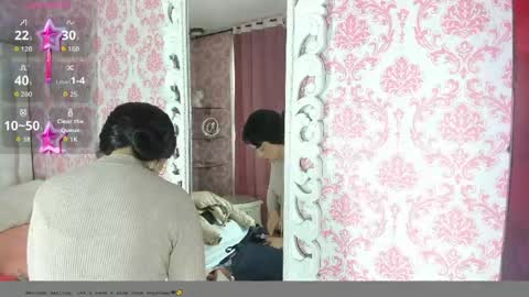 Snapshot of mini_rouse chatting on 05/17/26, 12:12 Mini Rouse online show from 05/17/26, 12:12