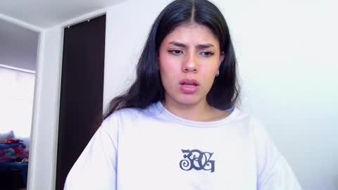 mini_sky online show from 02/25/26, 01:32