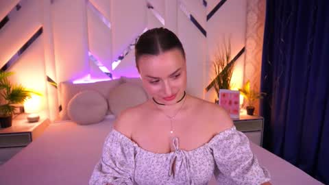 Snapshot of minifox_ chatting on 02/15/26, 08:46 minifox_ online show from 02/15/26, 08:46