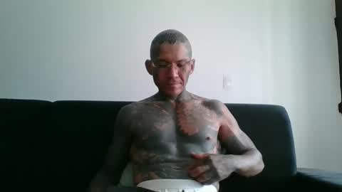 Snapshot of miniimgra chatting on 04/12/26, 07:30 miniimgra online show from 04/12/26, 07:30