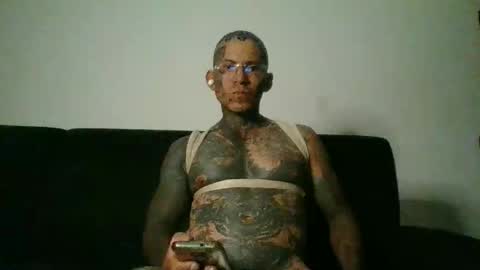 Snapshot of miniimgra chatting on 04/14/26, 01:44 miniimgra online show from 04/14/26, 01:44