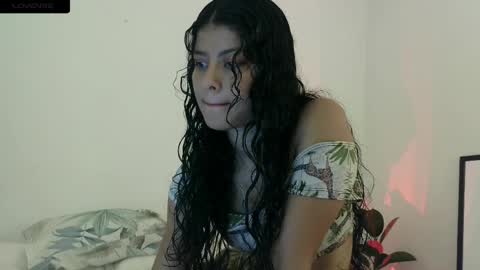 Snapshot of minikunis chatting on 04/05/26, 07:33 Mini Mila Kunis ft Ashton Katchero. Follow me to stay in touch online show from 04/05/26, 07:33