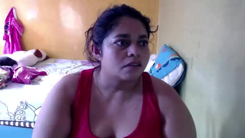 Snapshot of minnie_bbw69 chatting on 04/29/26, 12:53 Andrea online show from 04/29/26, 12:53