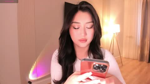 Snapshot of minnie_jin chatting on 05/18/26, 01:39 minnie_jin online show from 05/18/26, 01:39