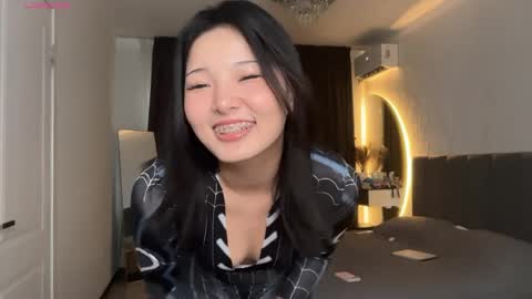 Snapshot of minnie_joy_ chatting on 06/03/26, 01:36 Joy online show from 06/03/26, 01:36