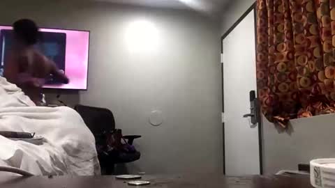 minniehunney online show from 11/21/25, 11:20