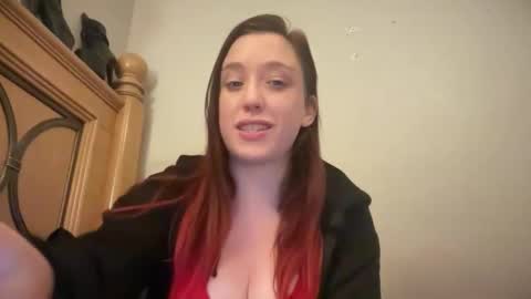 Snapshot of minnyminx chatting on 04/20/26, 12:41 Minx online show from 04/20/26, 12:41