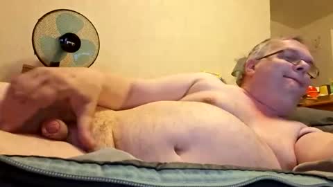 Snapshot of minos60200 chatting on 04/10/26, 06:56 Stephano online show from 04/10/26, 06:56