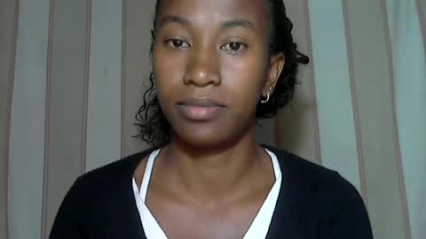 minouch211907 online show from 02/15/25, 10:31