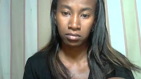 minouch211907 online show from 03/09/25, 08:10