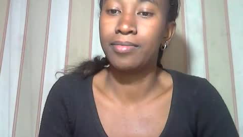 minouch211907 online show from 09/10/25, 02:06