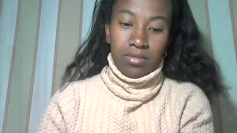 minouch211907 online show from 09/12/25, 10:32