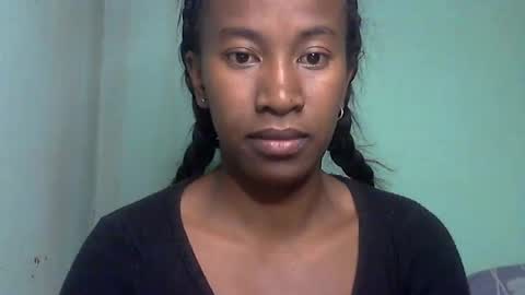 minouch211907 online show from 05/25/26, 03:12