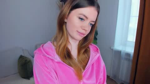 Snapshot of mintykisss chatting on 01/14/26, 07:36 Linda online show from 01/14/26, 07:36