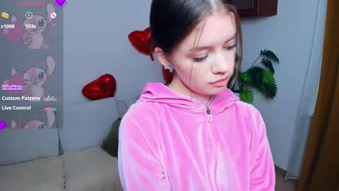 Snapshot of mintykisss chatting on 02/14/26, 07:38 Linda online show from 02/14/26, 07:38