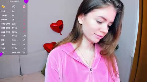 Snapshot of mintykisss chatting on 02/15/26, 07:51 Linda online show from 02/15/26, 07:51