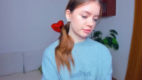 Snapshot of mintykisss chatting on 02/21/26, 06:25 Linda online show from 02/21/26, 06:25